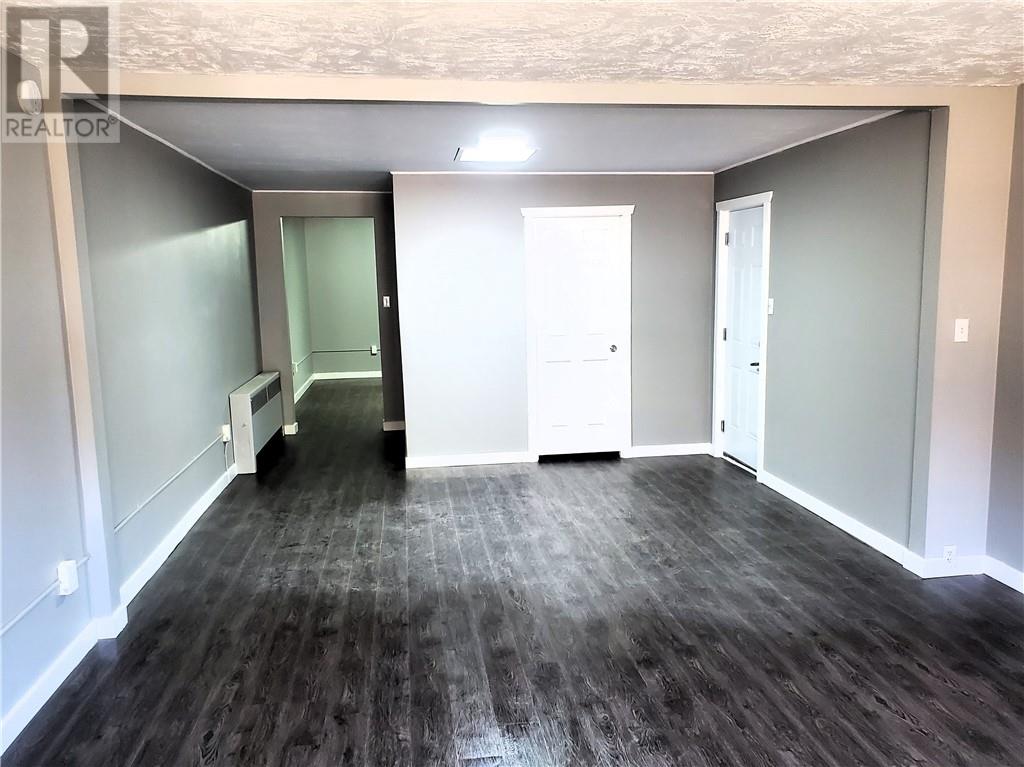 12 & 14 George Walk Property Photo 13
