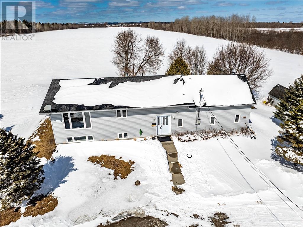 200 Lavallee Road Property Photo 4
