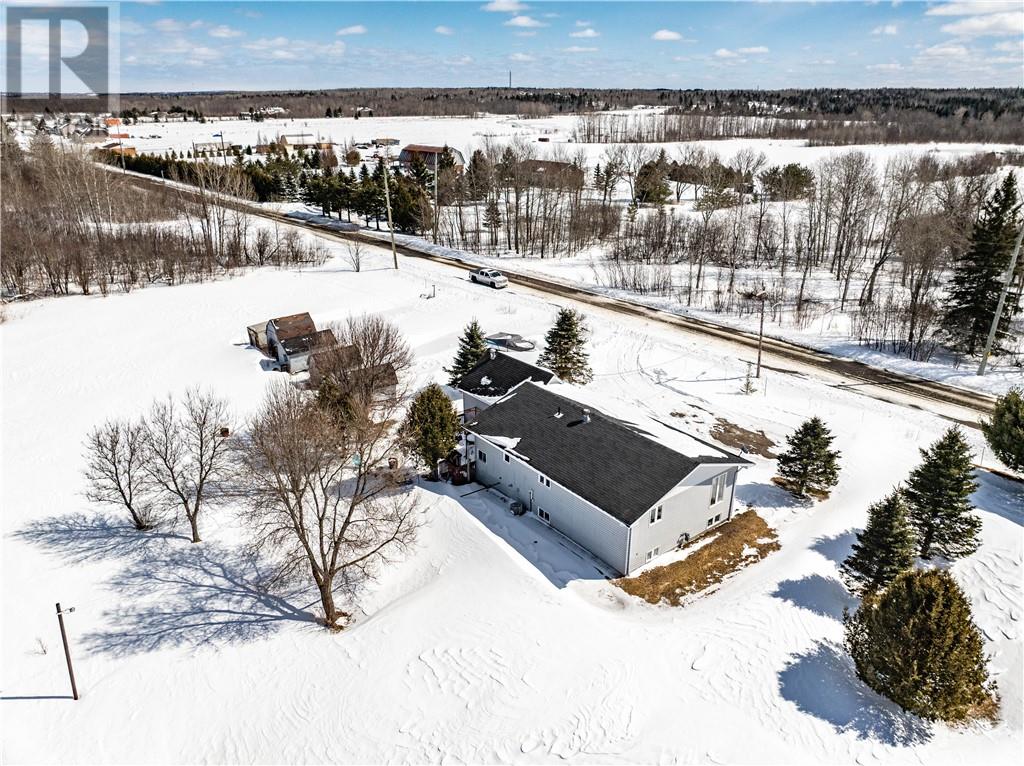 200 Lavallee Road Property Photo 6
