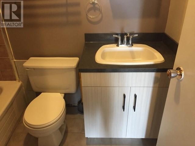 227 Regent Street Property Photo 3