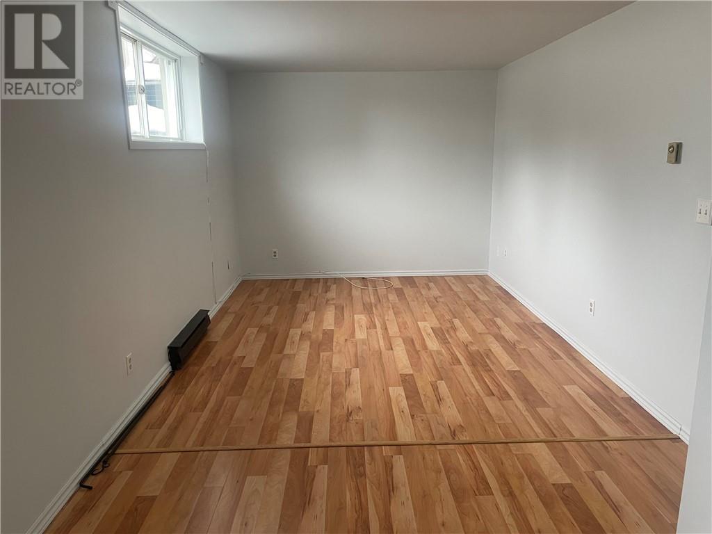 227 Regent Street Property Photo 9
