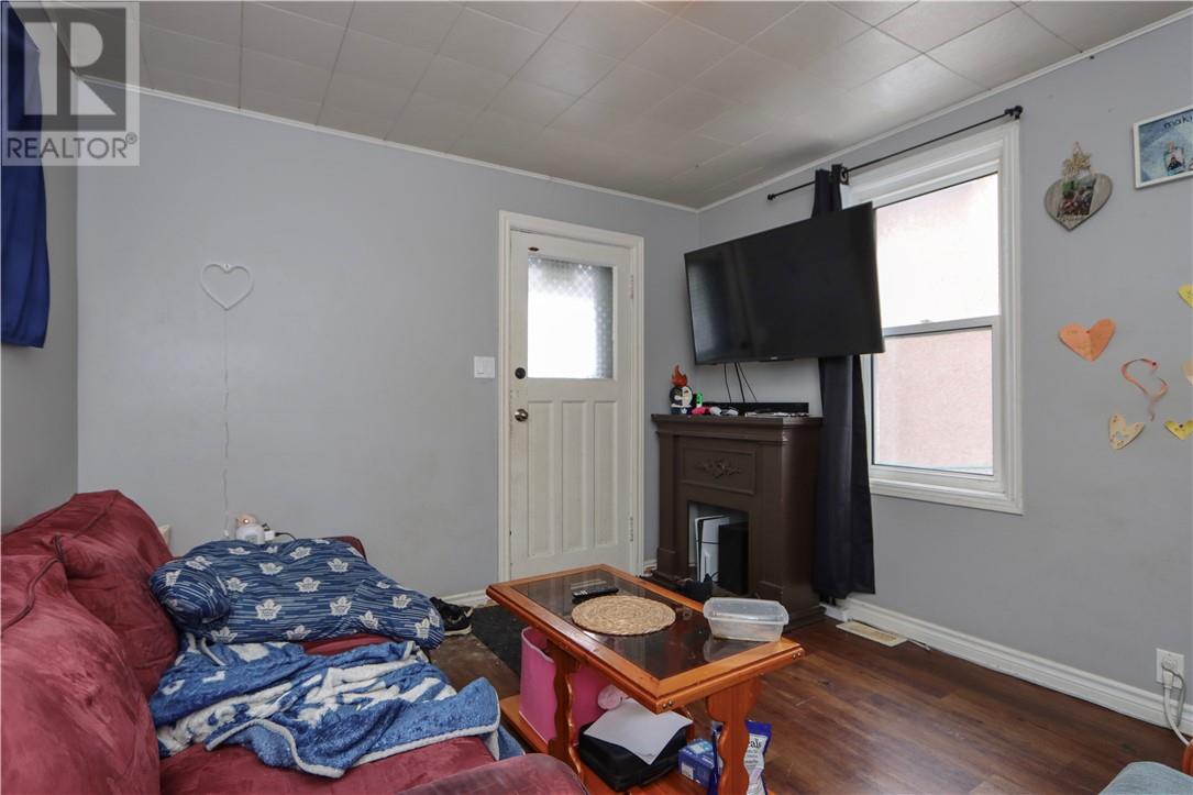398 Horobin Street Property Photo 23