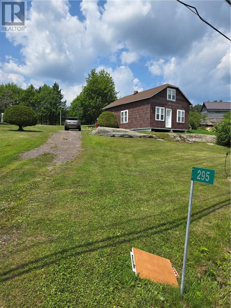 295 Riverside Road Property Photo 2