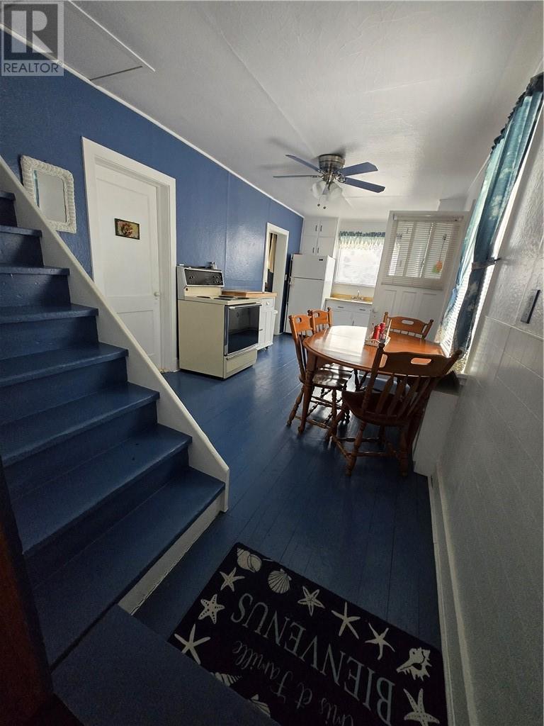 295 Riverside Road Property Photo 8