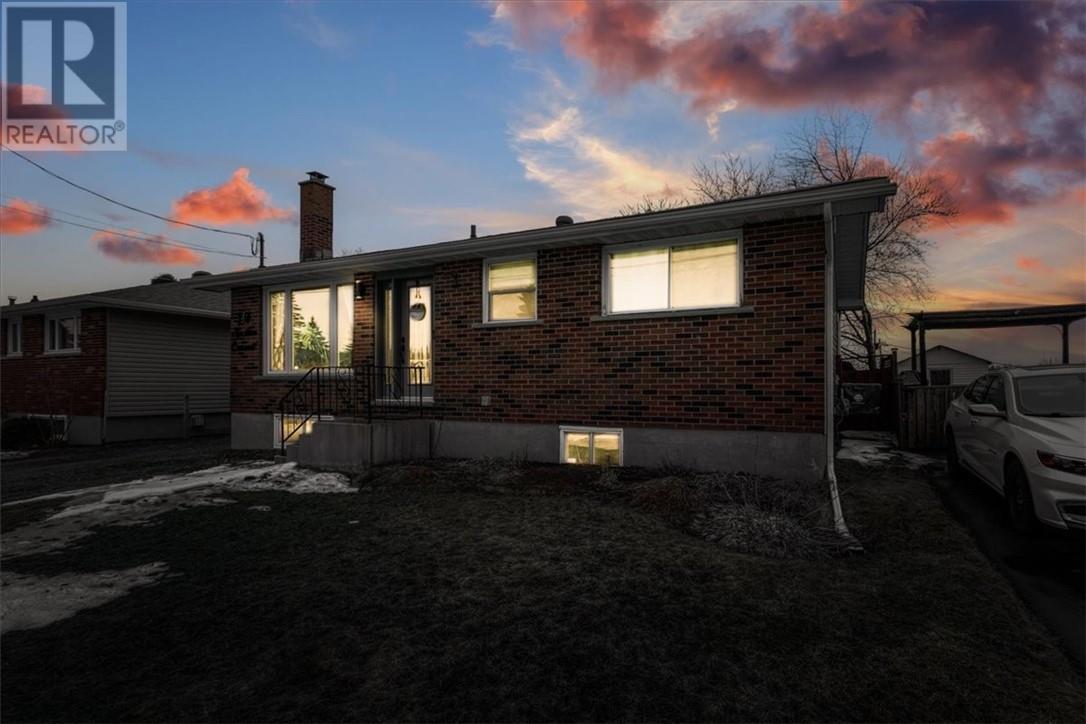133 Newton Crescent Property Photo 38