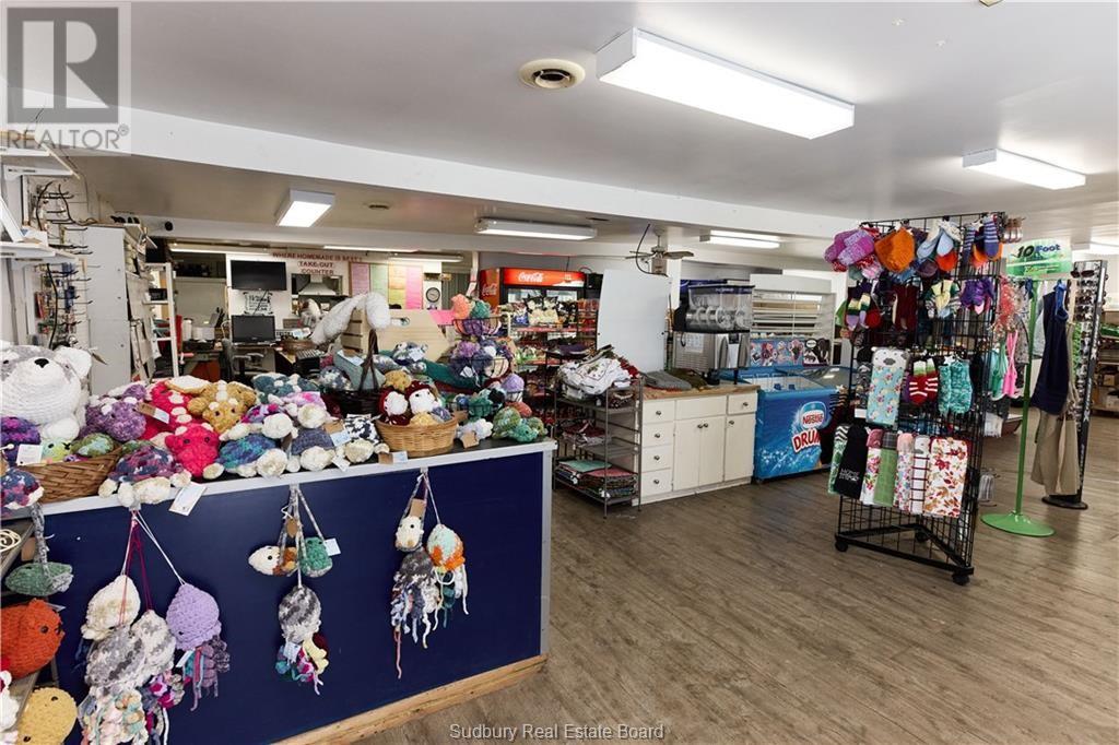 9 Main Property Photo 2