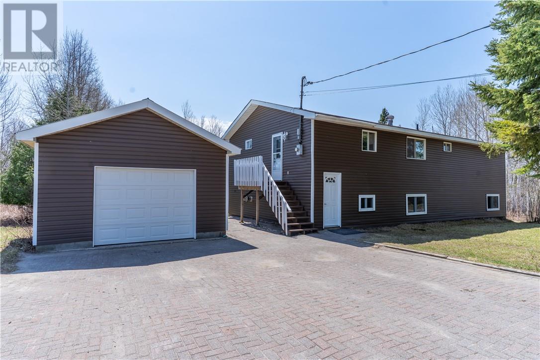 5055 Dupuis Drive Property Photo 1