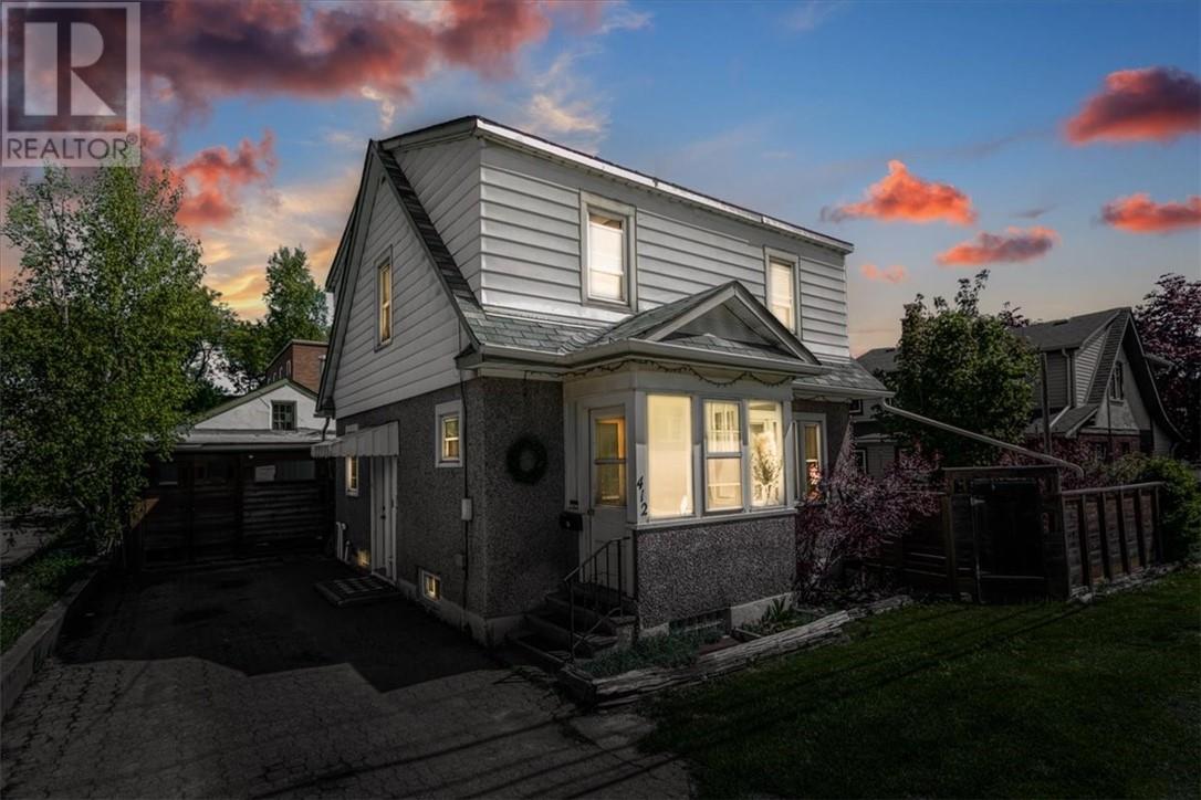 412 Douglas Street Property Photo 1