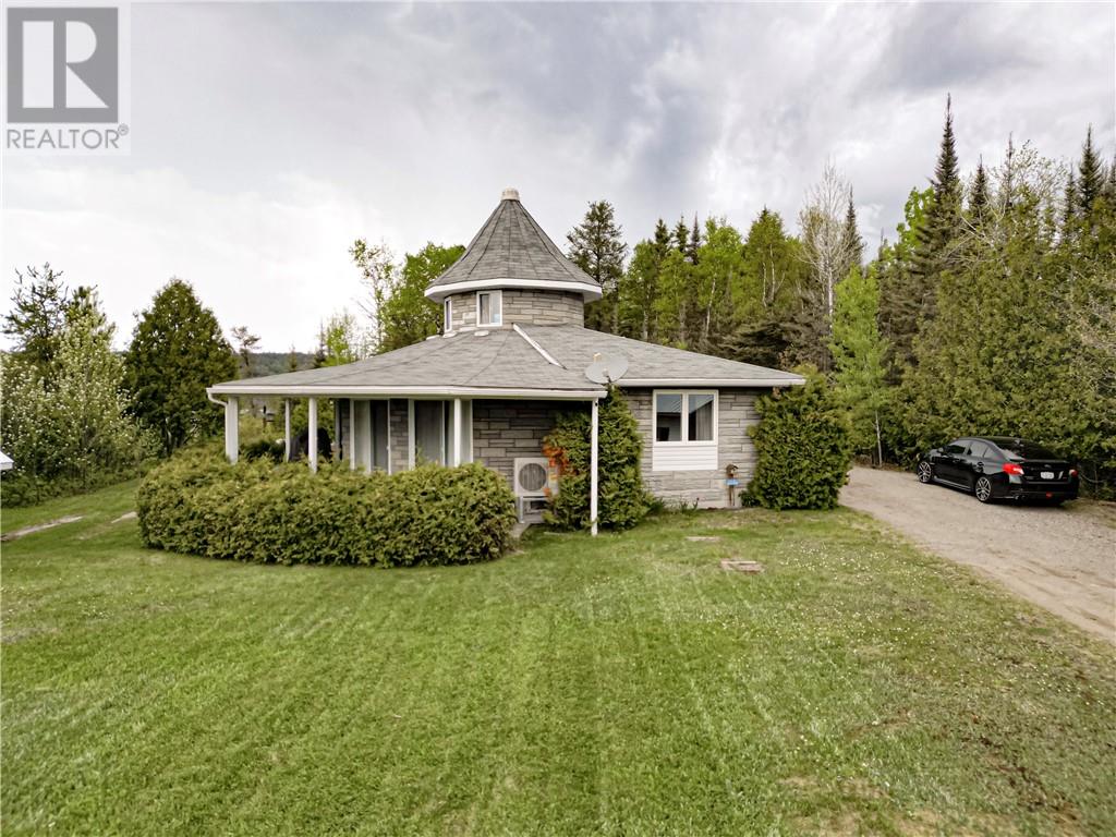 17 South Bay Road Property Photo 1