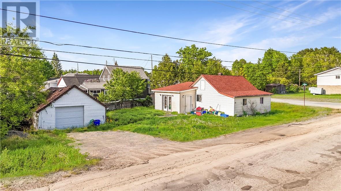 10 Stull Street Property Photo 1