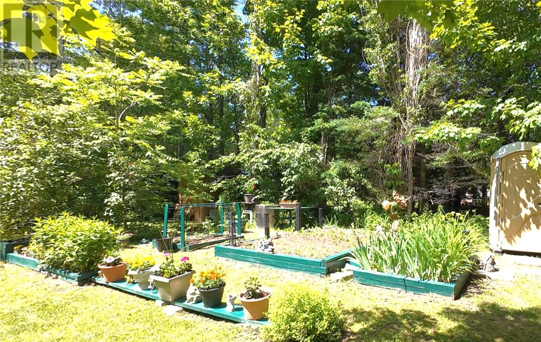 311 #17 Crosshill Rd. Property Photo 24