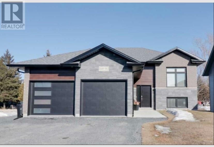 148 Hollybrook Crescent Unit# Lower Unit Property Photo 1