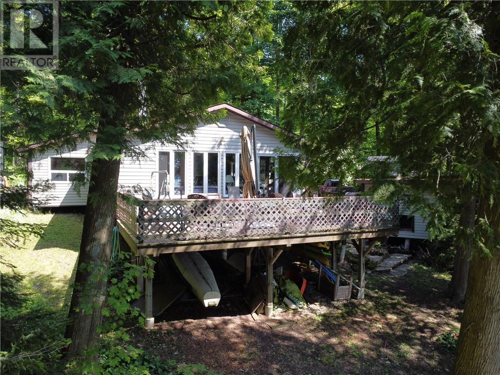 724B Camp Kagawong Road Property Photo 1