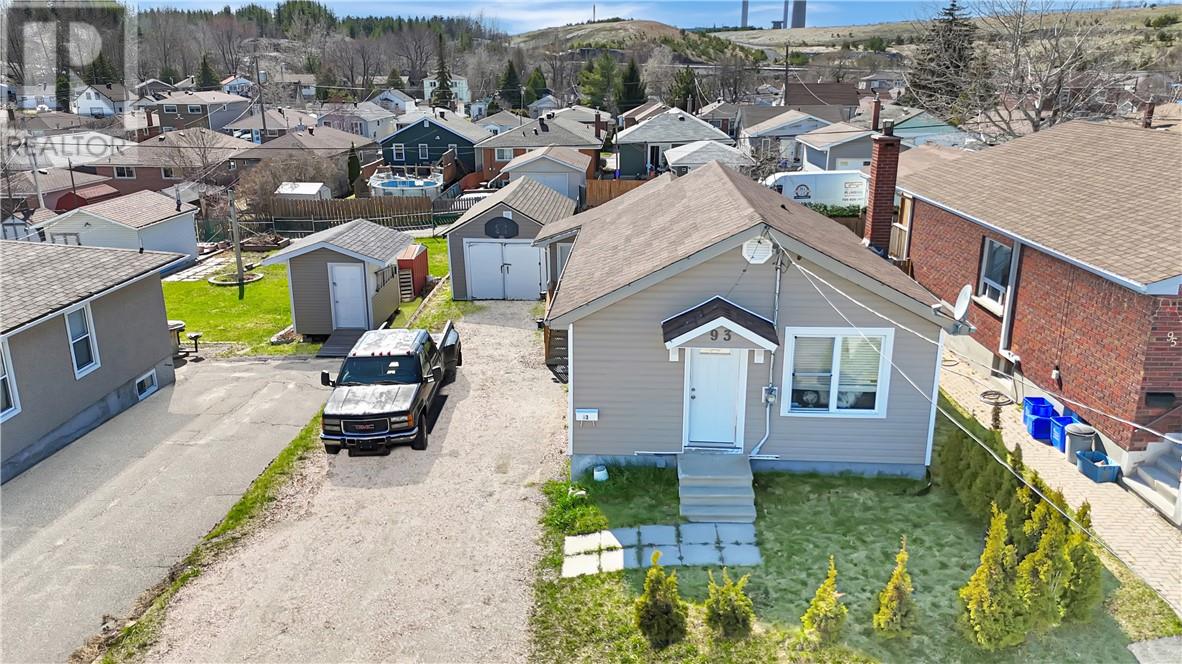 93 Logan Avenue Property Photo 1