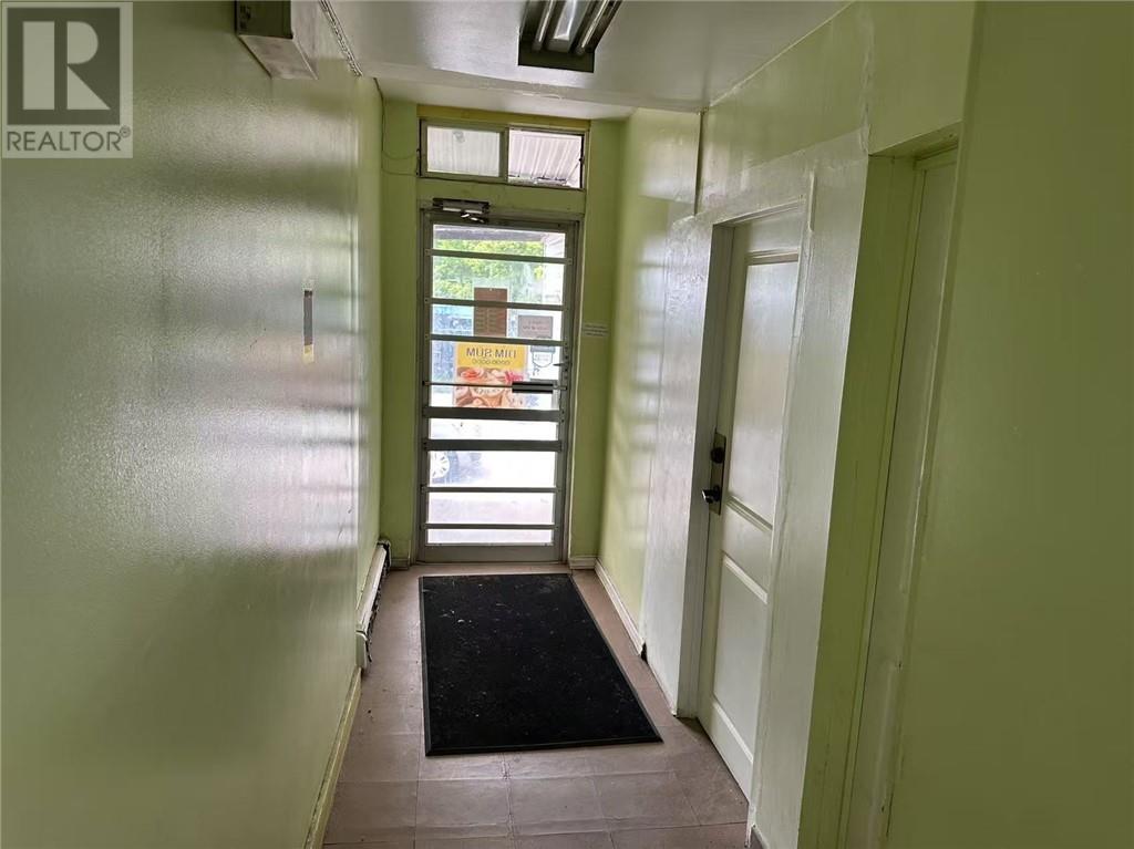319 W Montague Avenue Property Photo 11