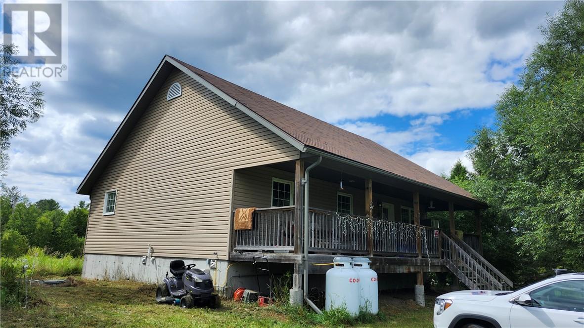 1651 Vermilion Lake Road Property Photo 2