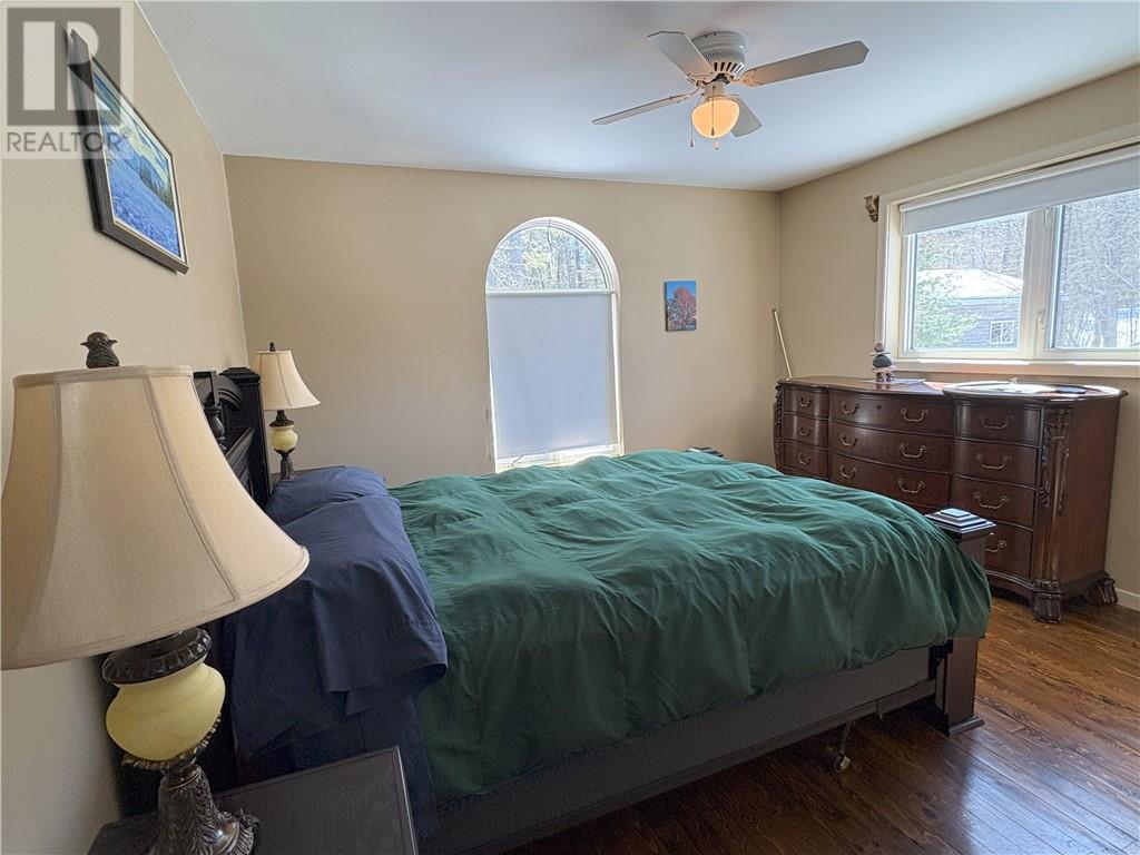 314 Perry Ave Property Photo 6
