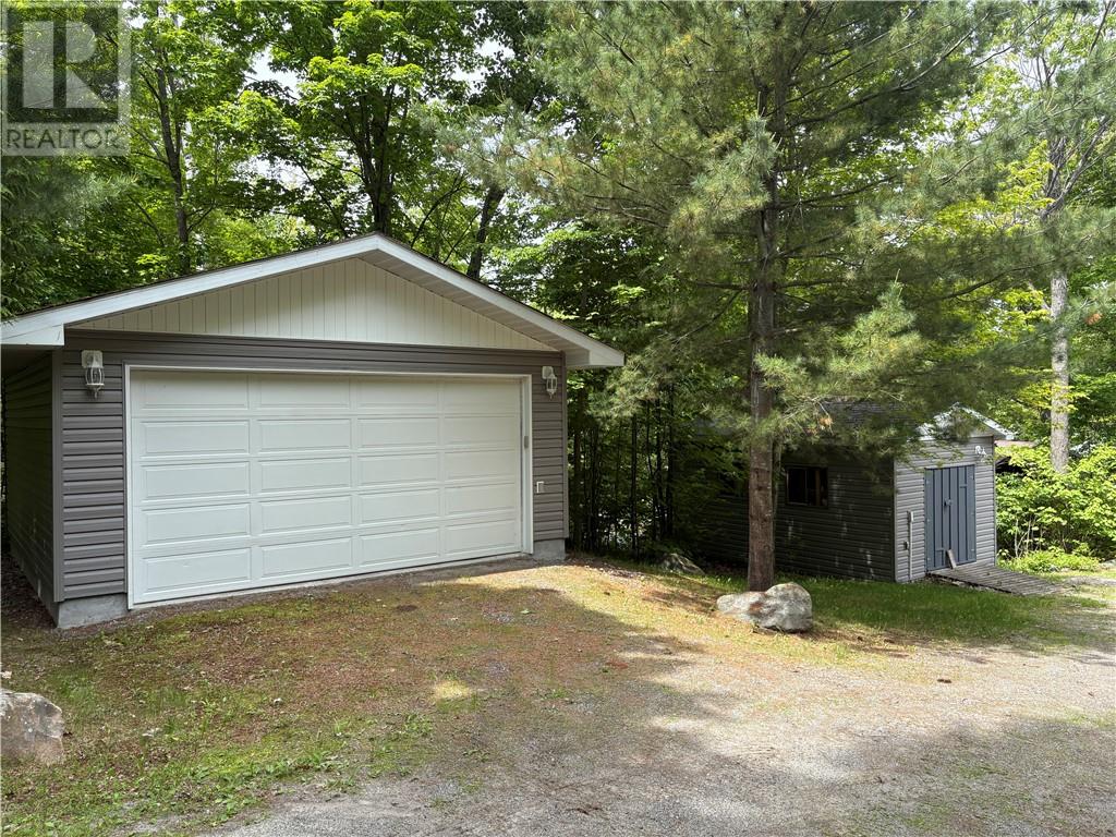 314 Perry Ave Property Photo 16