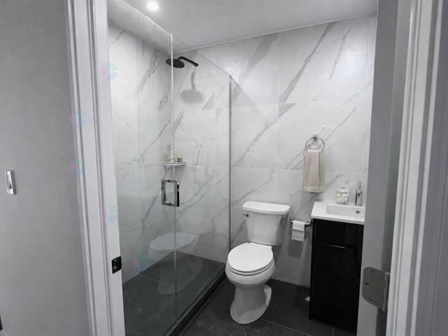 935 Rue De L'église Property Photo 4
