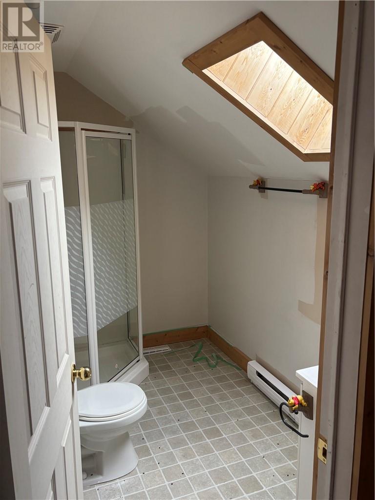 16 Robinson Street W Property Photo 16