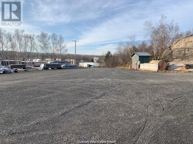 1744 Pioneer Road Property Photo 5