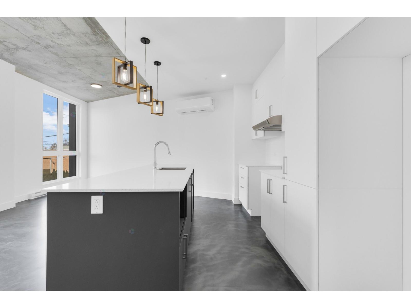 4750 Boul. Gouin E., #305 Property Photo 12