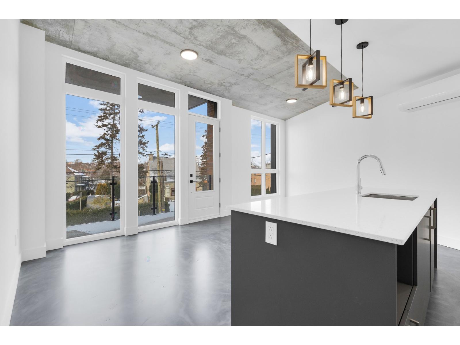 4750 Boul. Gouin E., #305 Property Photo 13