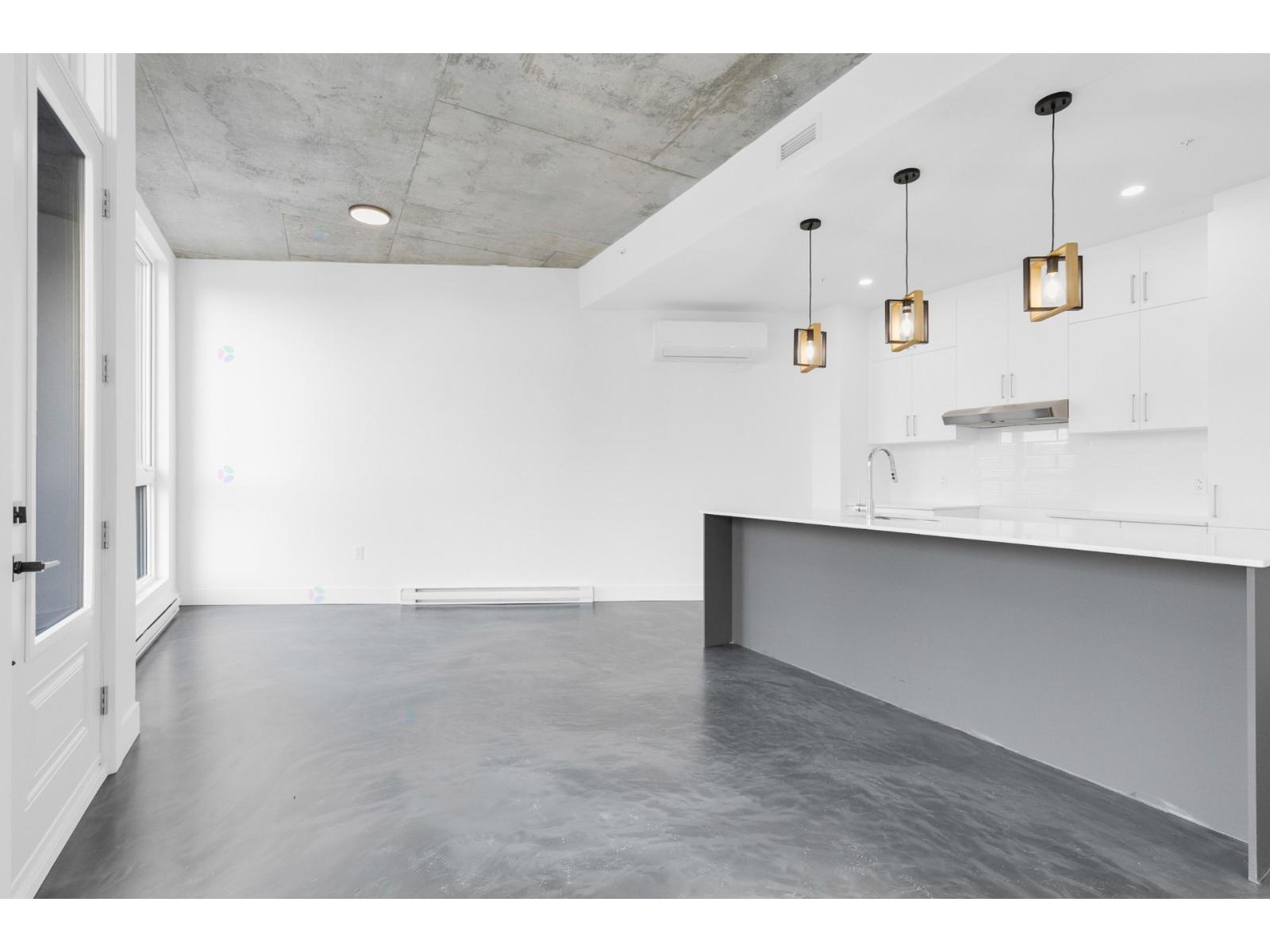 4750 Boul. Gouin E., #305 Property Photo 14