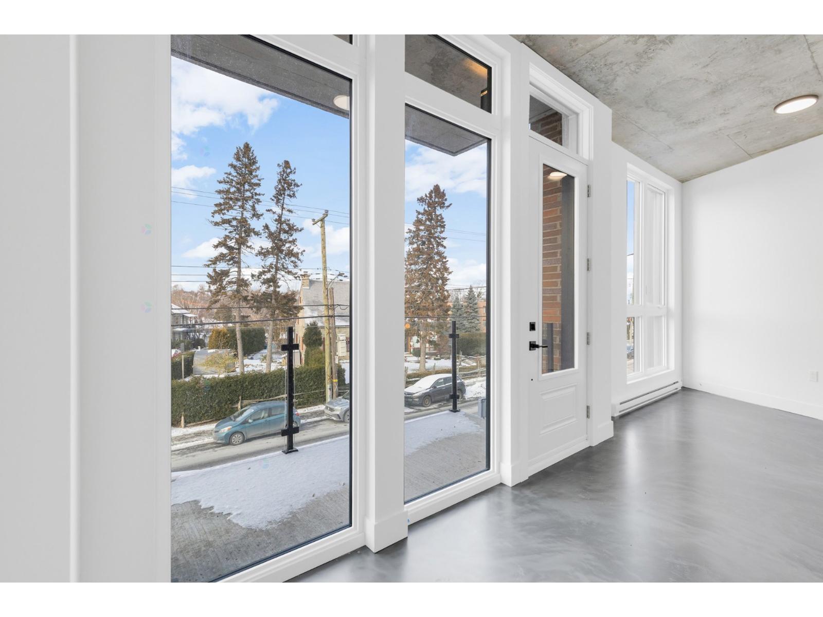 4750 Boul. Gouin E., #305 Property Photo 16