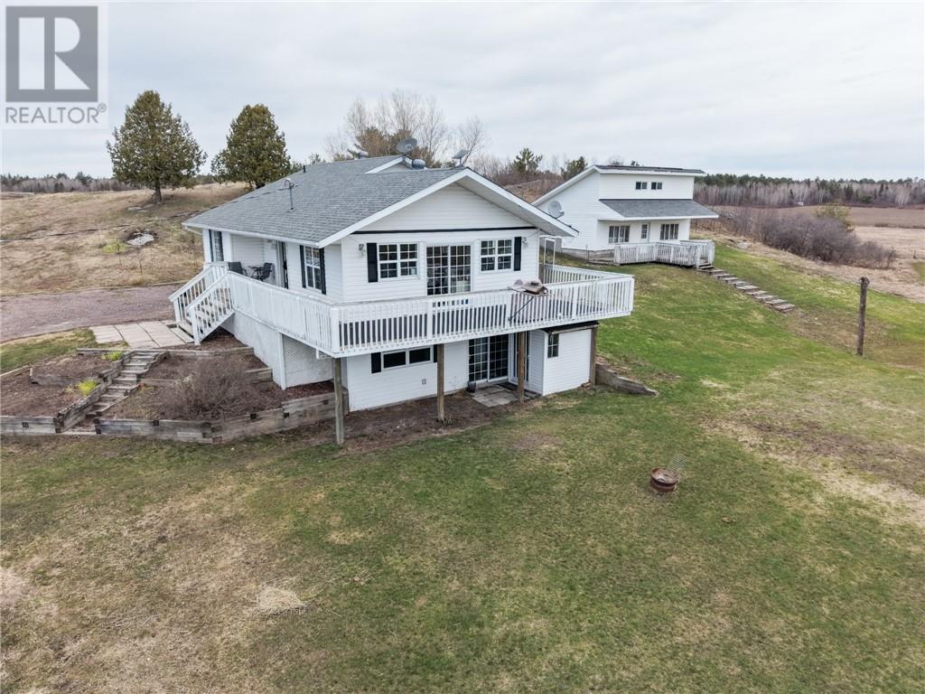 721 Piquette Road Photo de la propriété 1