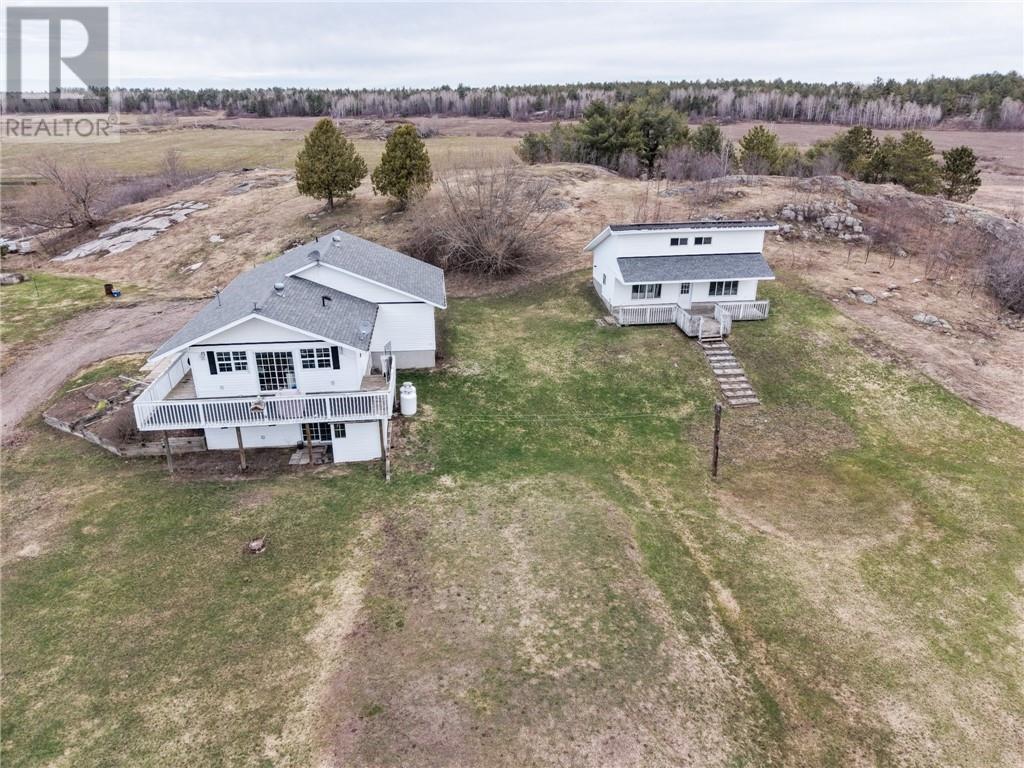 721 Piquette Road Property Photo 2