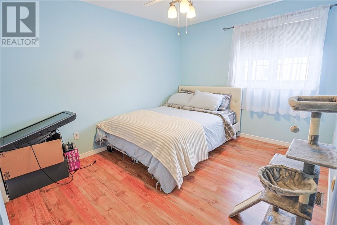 721 Piquette Road Property Photo 17