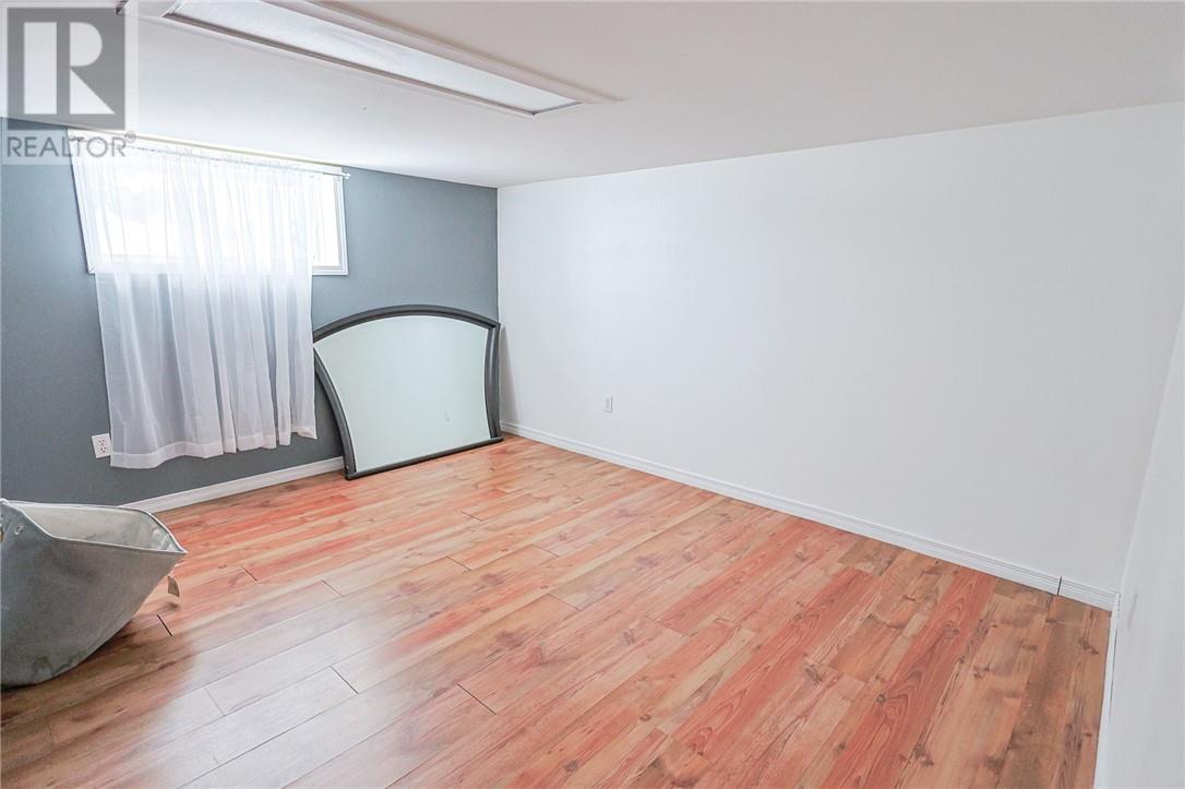 721 Piquette Road Property Photo 29