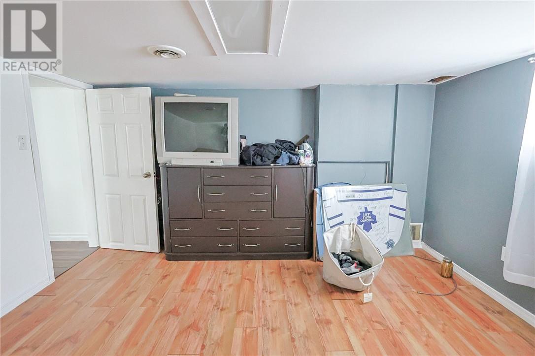 721 Piquette Road Property Photo 30