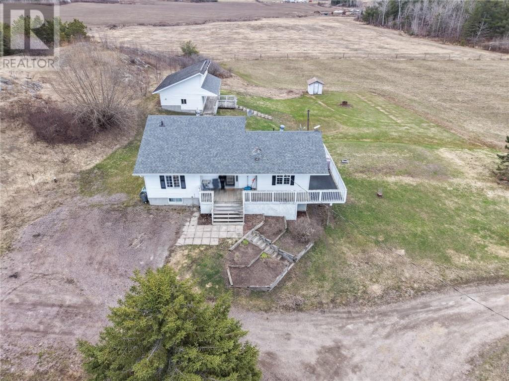 721 Piquette Road Property Photo 43