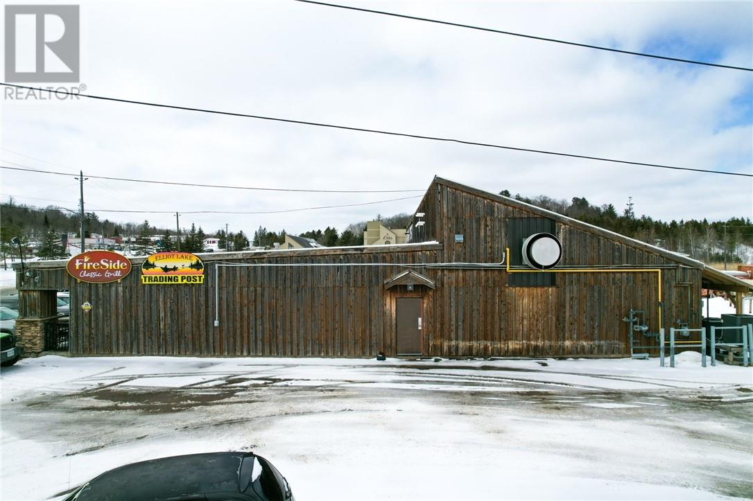 14 Oakland Boulevard Property Photo 18