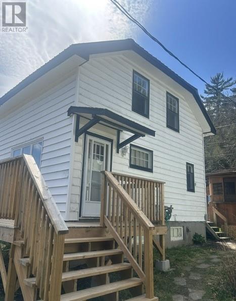 1021 Crescent Street Unit# B Property Photo 1