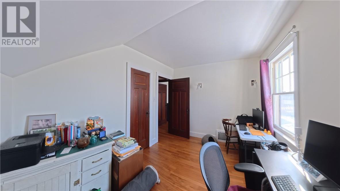 1021 Crescent Street Unit# A & B Property Photo 17