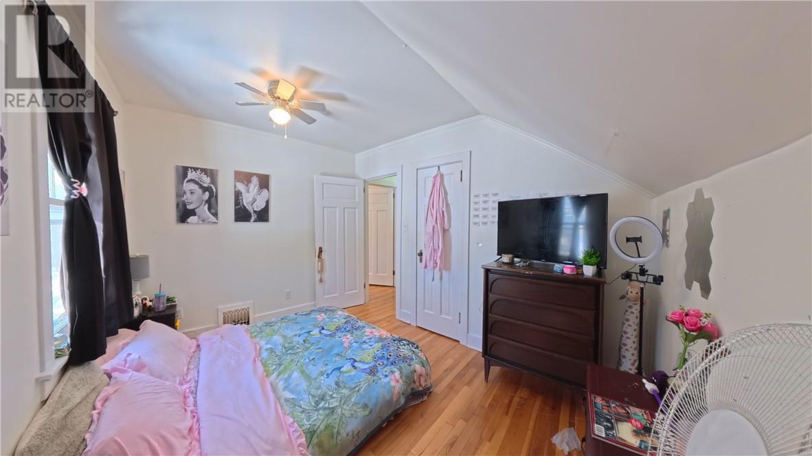 1021 Crescent Street Unit# A & B Property Photo 26