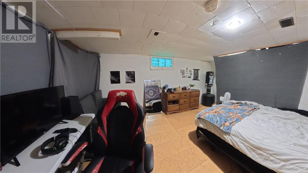 1021 Crescent Street Unit# A & B Property Photo 32