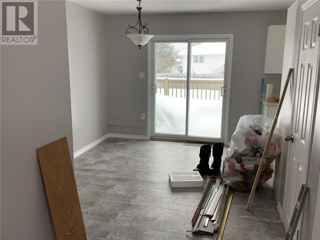 211 Cote Boulevard Sw Property Photo 9