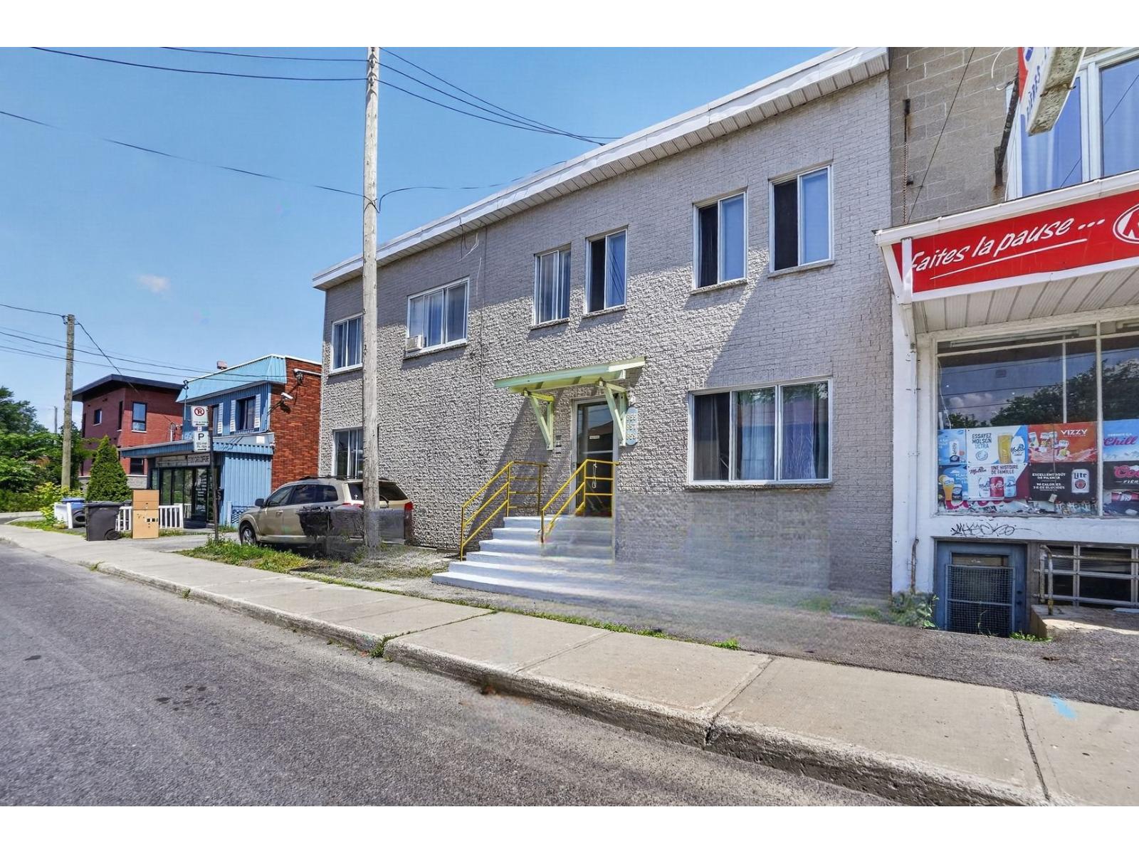 853-859 Rue Ste-hélène Property Photo 2