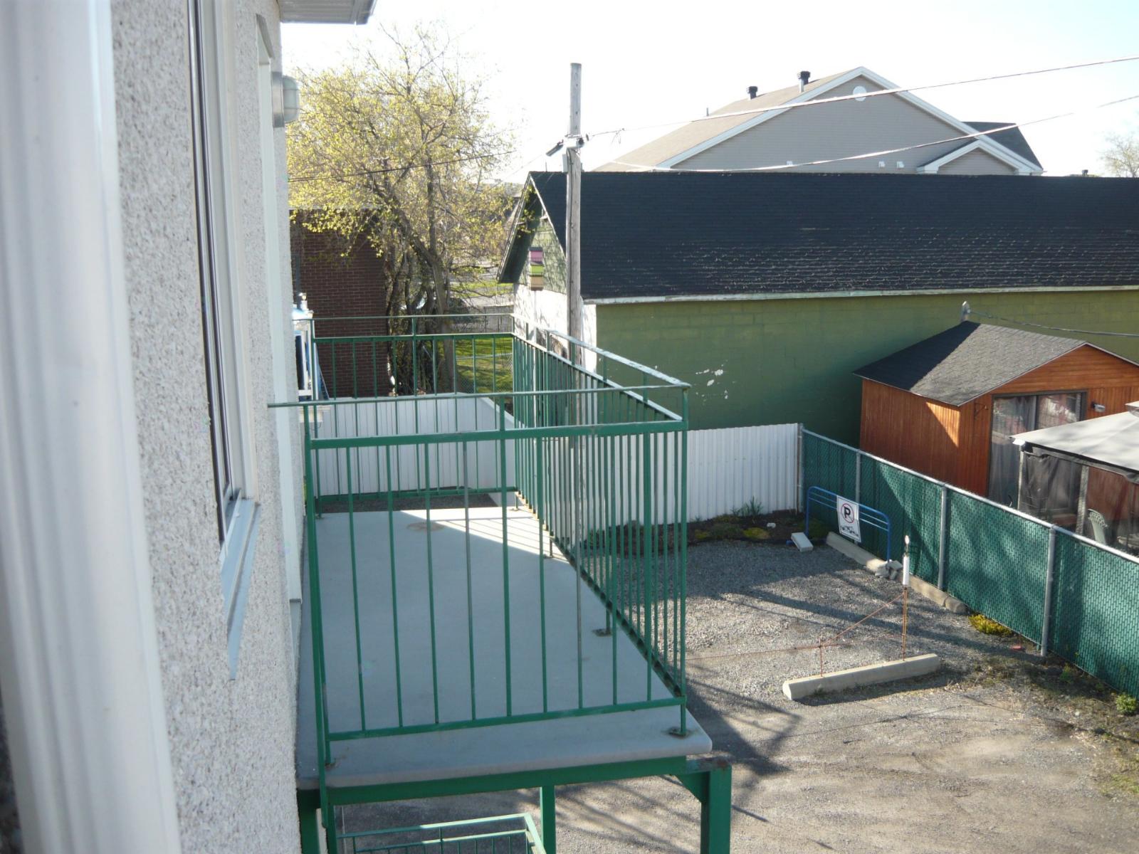853-859 Rue Ste-hélène Property Photo 20