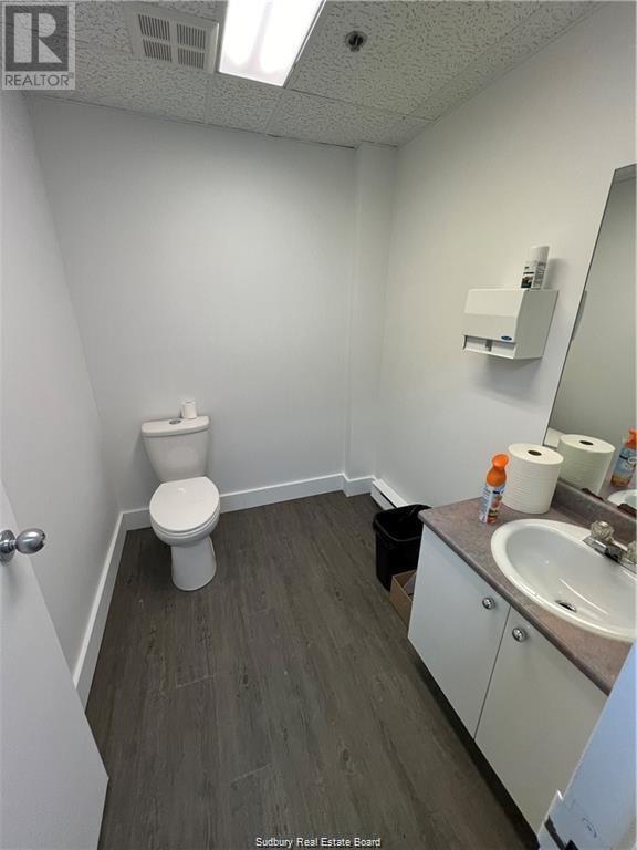 359 Riverside Drive Unit# Unit 201 Property Photo 9