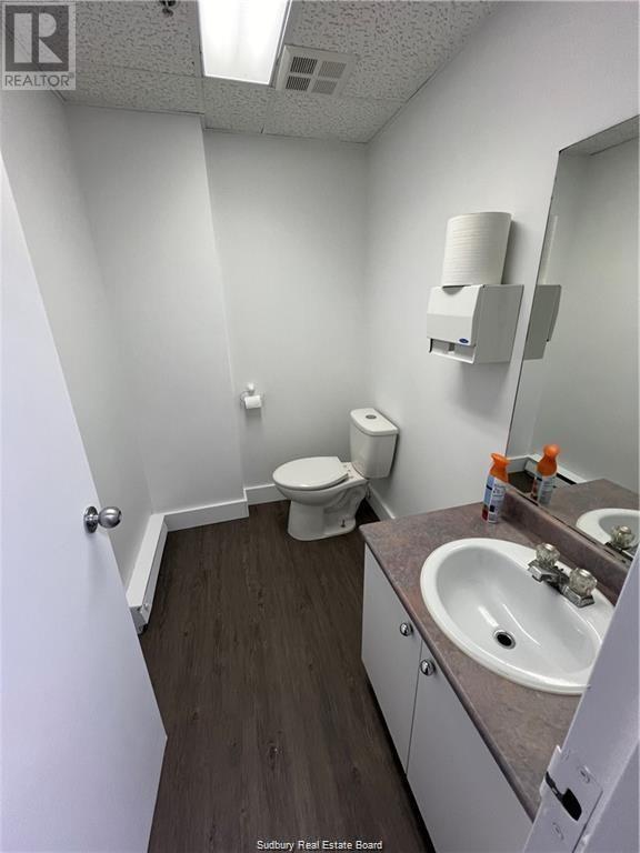 359 Riverside Drive Unit# Unit 201 Property Photo 10