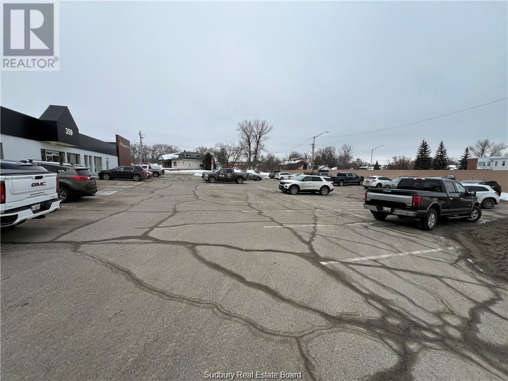 359 Riverside Drive Unit# Unit 201 Property Photo 12