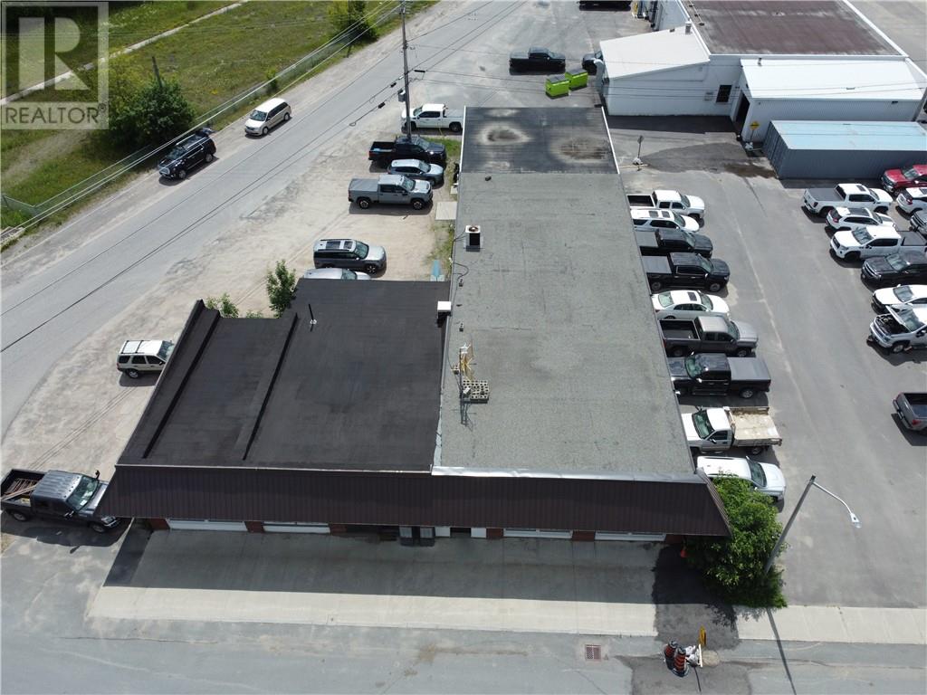 90 Gray Street Property Photo 3