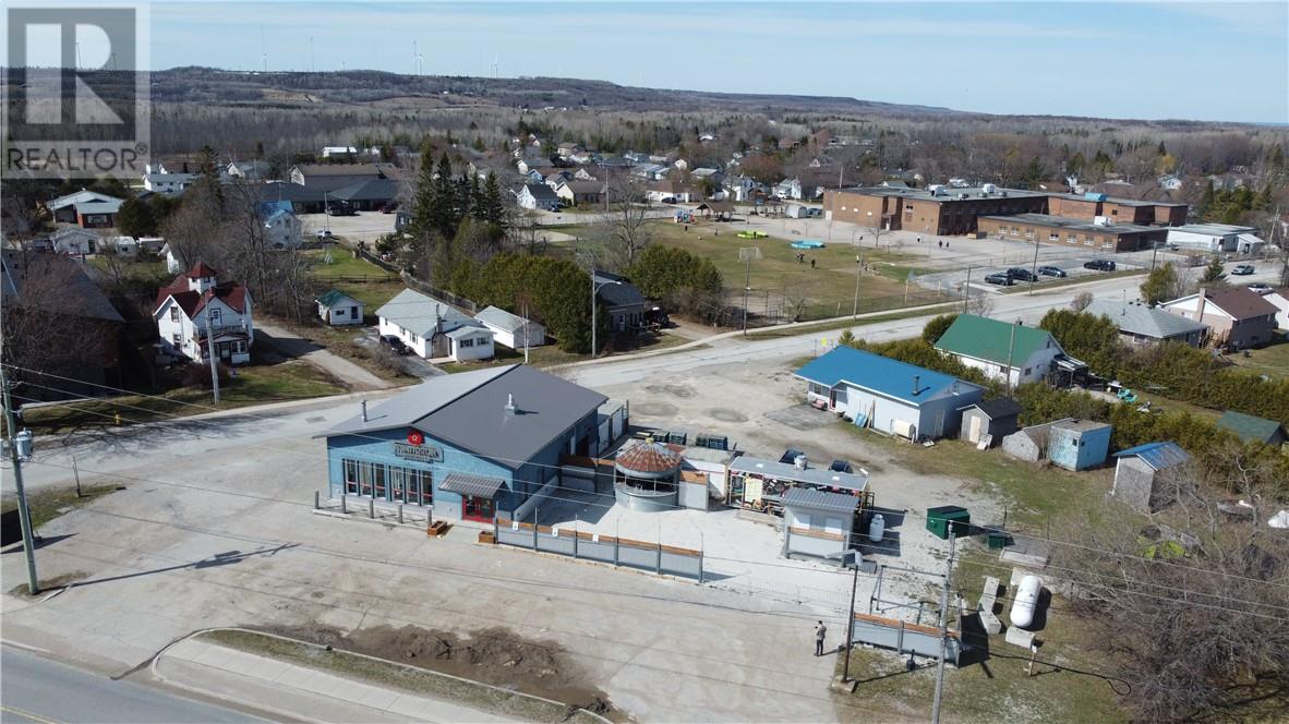 43 Manitowaning Property Photo 42