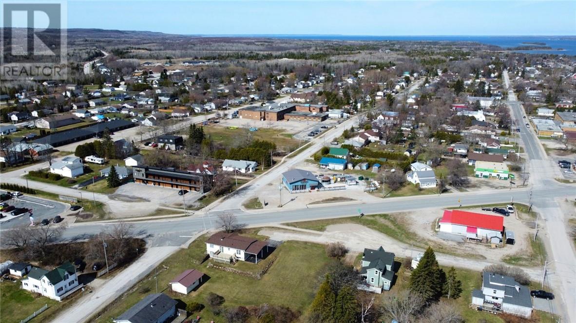 43 Manitowaning Property Photo 46