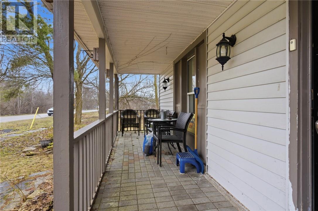 75 Wellington Street Property Photo 51